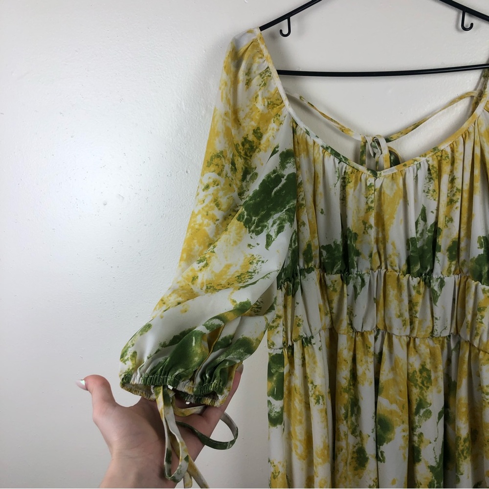 Stunning Marble Print Flowy Summer Dress - Picture 2 of 5